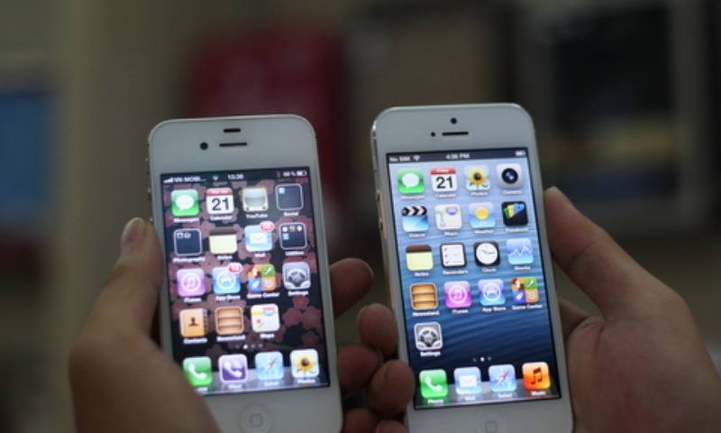 iPhone 5 vs iPhone 4S
