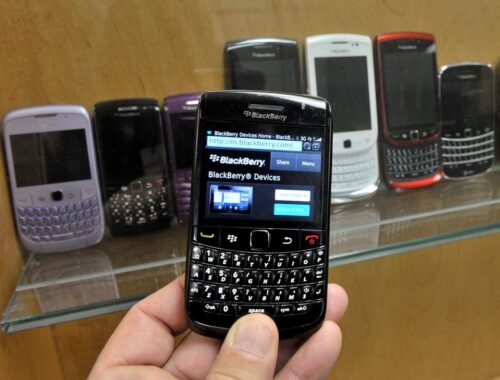 BlackBerry hồi sinh giữa kỷ nguyên smartphone cảm ứng: Vì sao Gen Z phát cuồng?