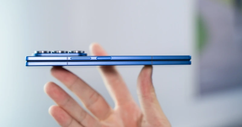 Z Fold 7 siêu mỏng cùng thiết kế gập độc đáo