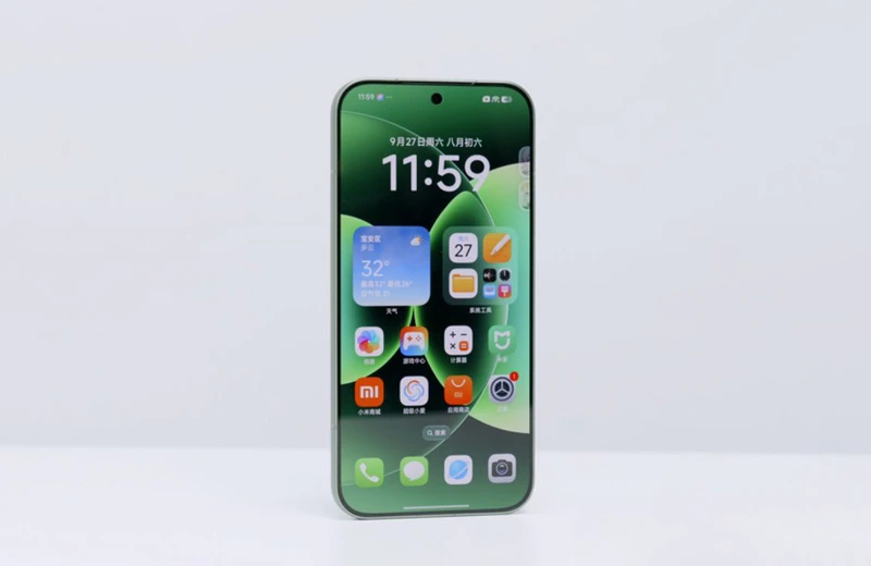 Xiaomi 17 Pro Max chạy HyperOS với AI thông minh