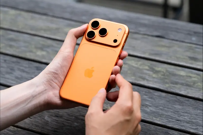 iPhone 17 Pro màu cam