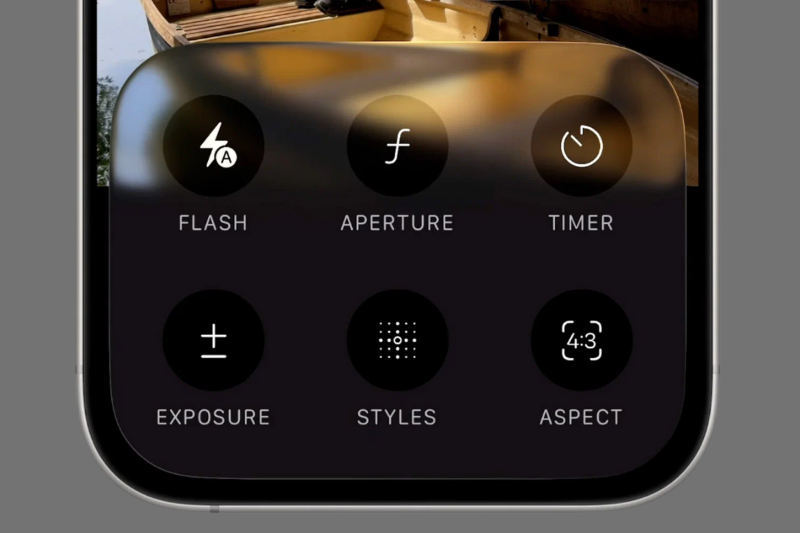 Giao diện camera iPhone 14 Pro với các cử chỉ vuốt chạm thông minh