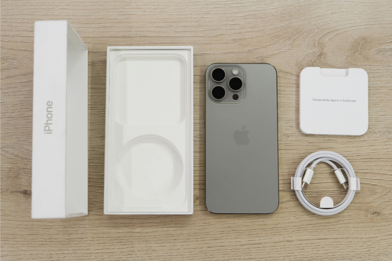 kiểm tra phụ kiện của iphone 14 pro cũ