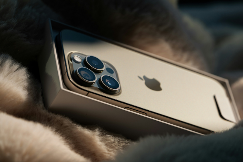 iPhone 15 Pro Max bán chạy