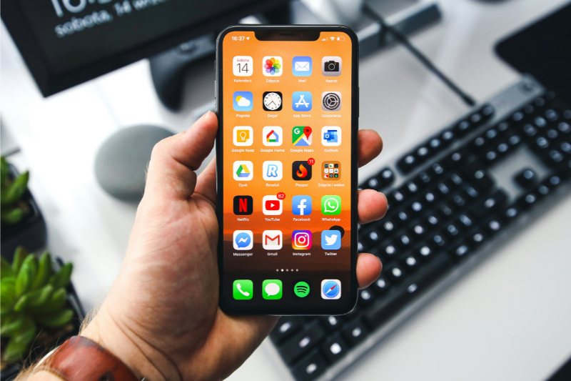 Thời gian sử dụng pin iPhone thực tế