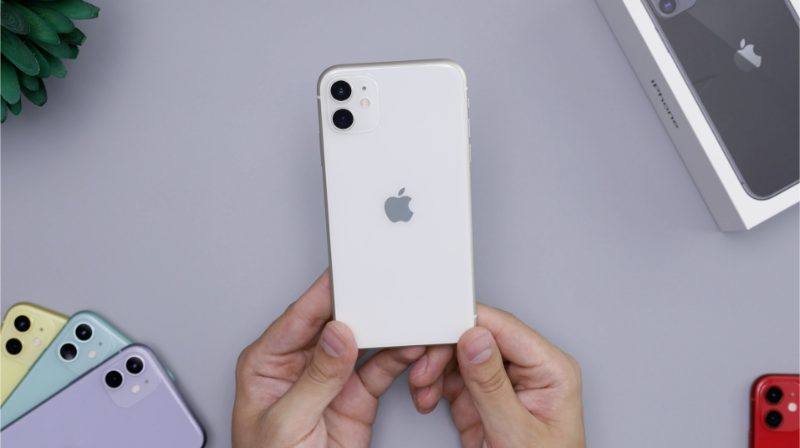 iPhone 11 trắng