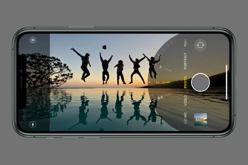 Chất lượng màn hình Liquid Retina và camera kép 12MP trên iPhone 11