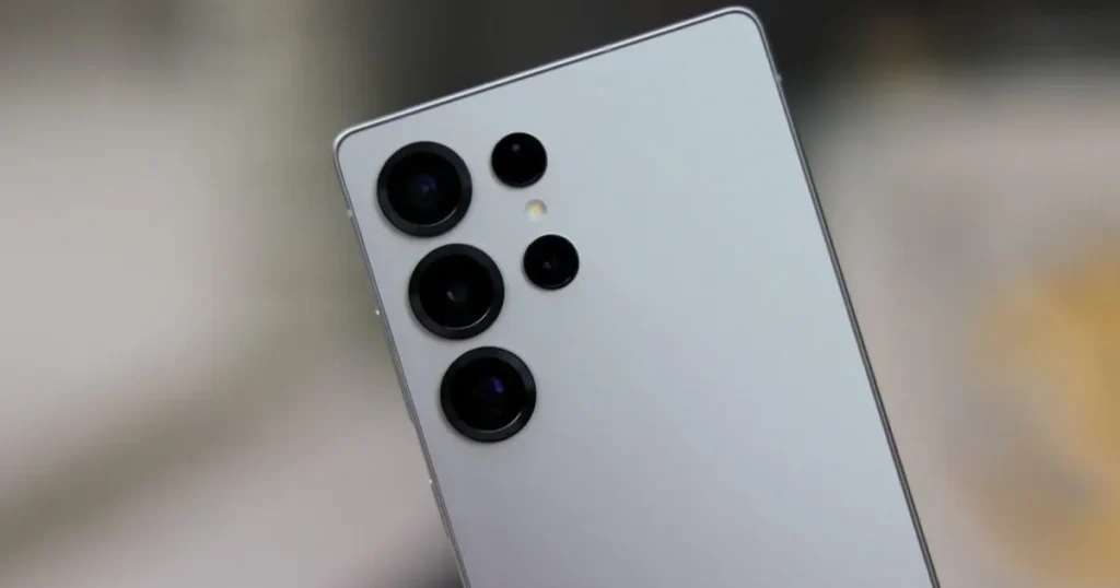 Sự đồng bộ độ phân giải trên camera góc siêu rộng và tele 5x trên Samsung S26 Ultra