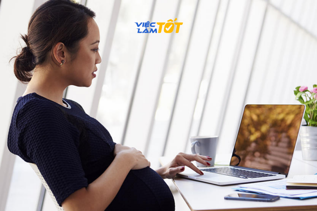 Thực hiện chế độ làm việc cho phụ nữ mang thai