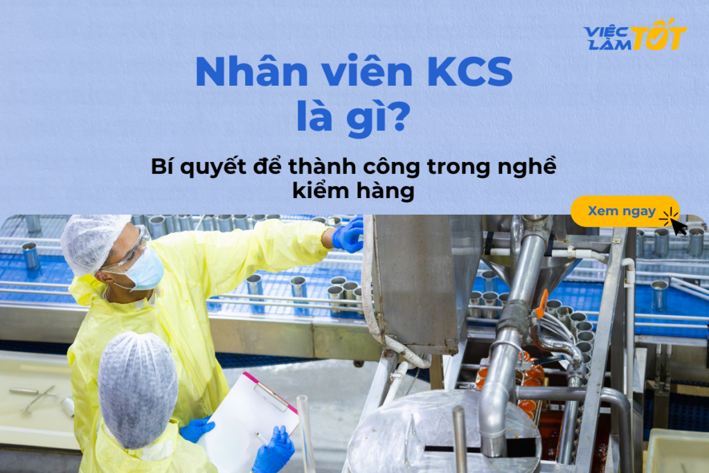 Một nhân viên KCS đang cẩn thận kiểm tra thông số kỹ thuật trên sản phẩm tại nhà máy