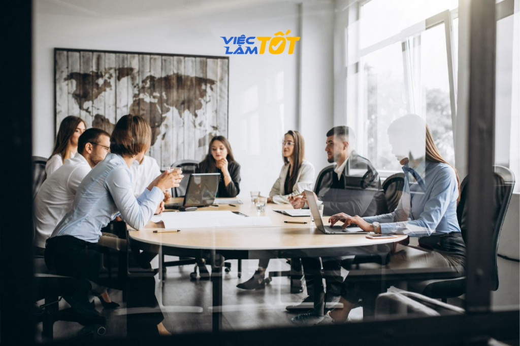 Mức lương trung bình của ngành quản trị kinh doanh phụ thuộc vào kinh nghiệm và vị trí công việc
