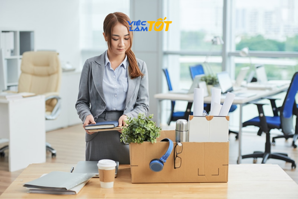 Khi doanh nghiệp từ chối trả sổ BHXH, người lao động có quyền khiếu nại hoặc khởi kiện