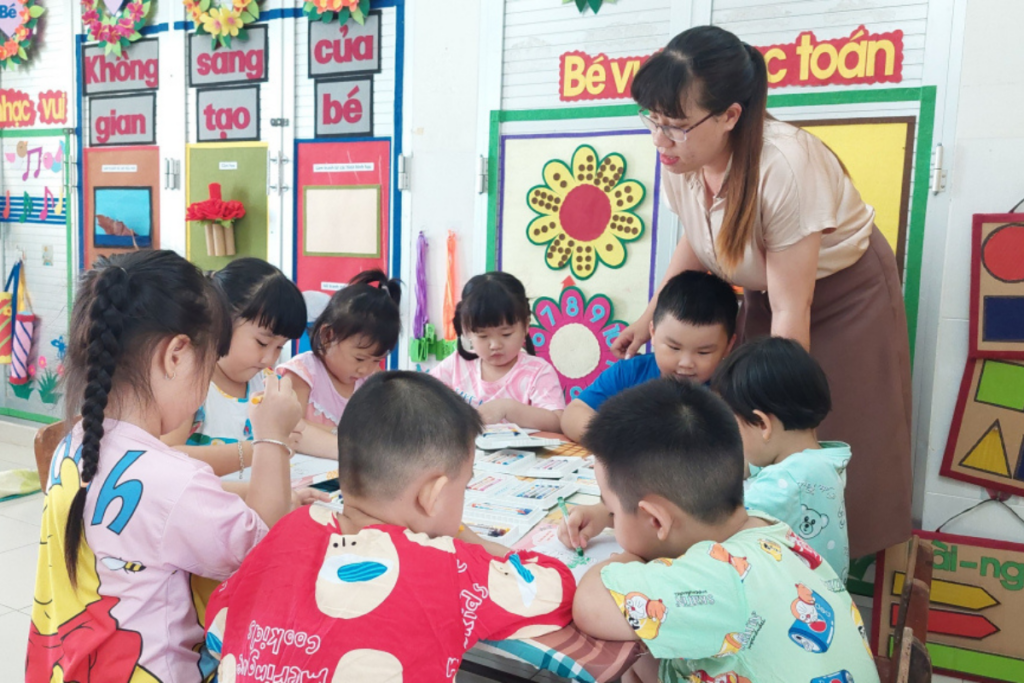 Môi trường làm việc của bảo mẫu mầm non