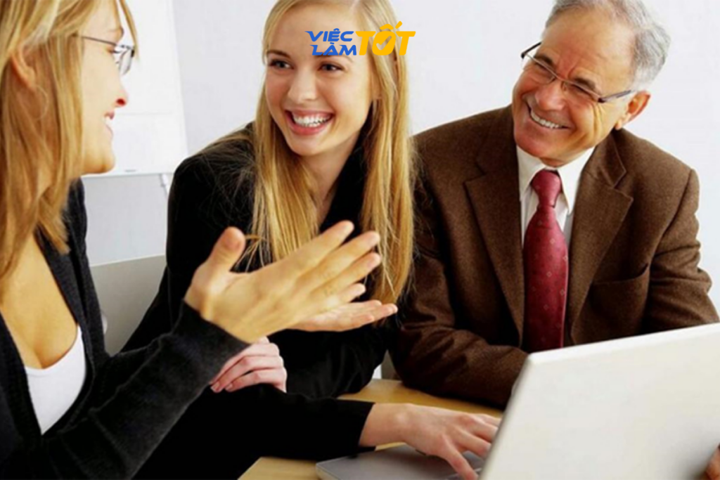 thông dịch viên hội nghị quốc tế