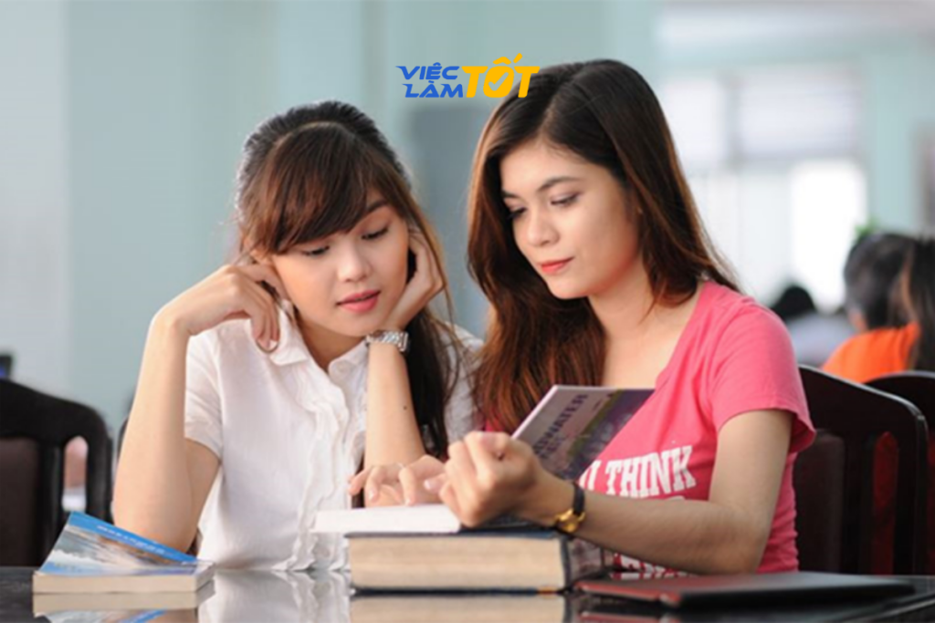 Việc làm thêm sinh viên là cơ hội vàng để trải nghiệm môi trường công sở và dịch vụ thực tế