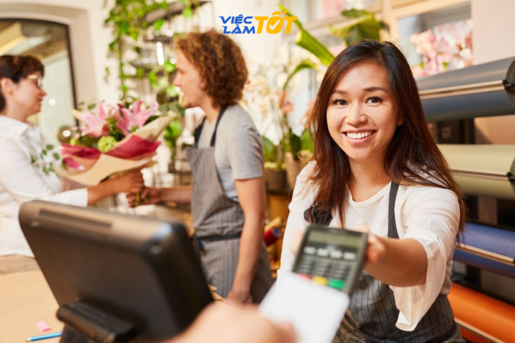 Cơ hội trở thành Cửa hàng trưởng luôn rộng mở nếu bạn nỗ lực làm việc