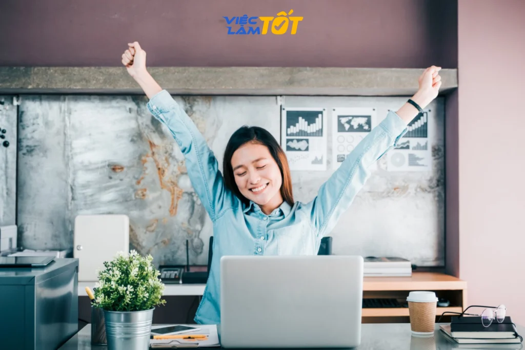 ượt qua khủng hoảng tuổi 25 sẽ mang lại cho bạn sự bản lĩnh và một tư duy vững vàng cho tương lai.