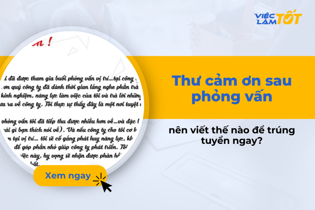 Ứng viên đang tập trung soạn thảo thư cảm ơn sau buổi phỏng vấn trên laptop