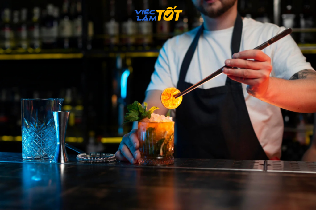 Nghề pha chế đòi hỏi sự tỉ mỉ và tập trung cao độ