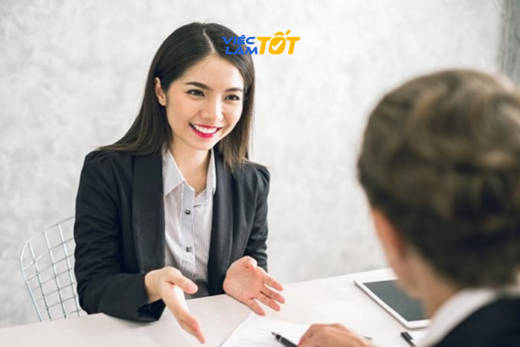 Lắng nghe tích cực giúp bạn thấu hiểu nhu cầu thực sự của khách hàng