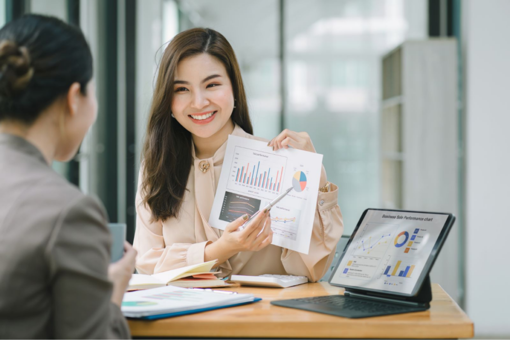 Kỹ năng giao tiếp và đàm phán là vũ khí sắc bén nhất của người làm sale marketing