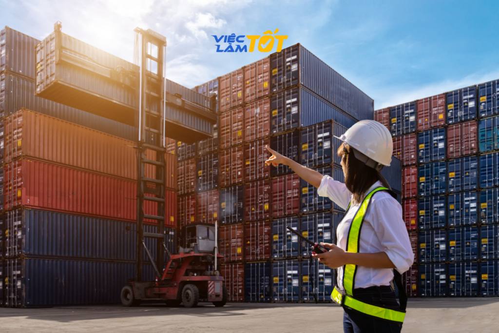 Sự cẩn thận là phẩm chất hàng đầu giúp nhân viên xuất nhập khẩu tránh được các rủi ro pháp lý
