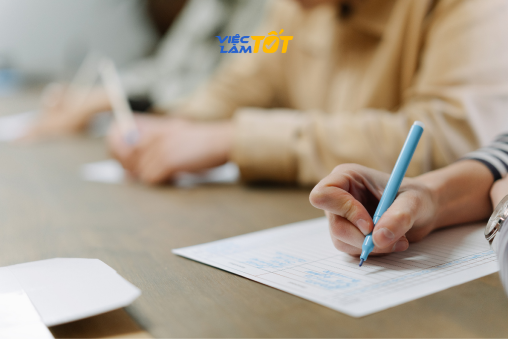 Viết đơn xin nghỉ việc chuyên nghiệp là bước đệm quan trọng để rời đi trong sự tôn trọng