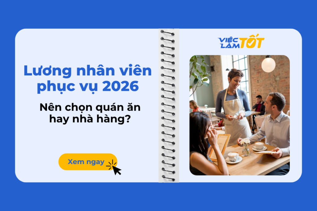 Nhân viên phục vụ chuyên nghiệp đang setup bàn tiệc tại nhà hàng cao cấp