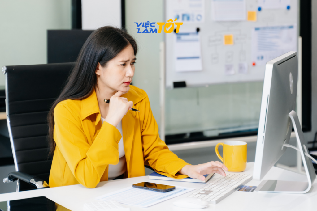 Một bản CV tập trung vào kỹ năng thực tế sẽ giúp người làm việc trái ngành vượt qua vòng lọc hồ sơ