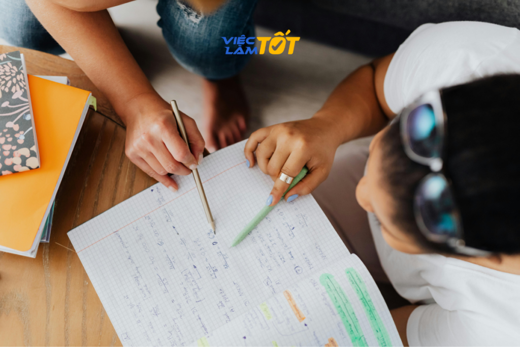 Trợ giảng tiếng Anh là vị trí cầu nối quan trọng giữa giáo viên nước ngoài và học viên Việt Nam