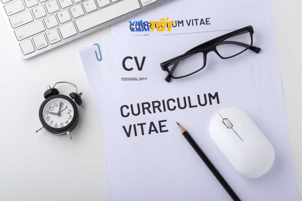 Nhà tuyển dụng thường tìm kiếm các kỹ năng mềm thông qua các hoạt động ngoại khóa bạn ghi trong CV