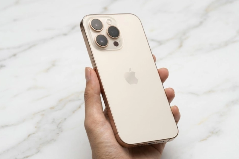 iPhone 16 Pro 512GB dung lượng thoải mái, hiệu năng mạnh thích hợp cho người thích chụp ảnh, quay phim.