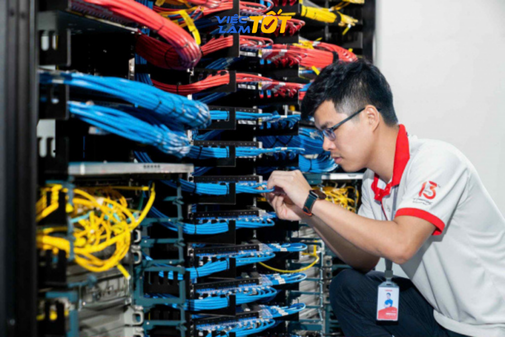 Công việc hàng ngày của kỹ thuật viên máy tính là gì