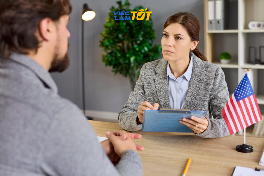 Ứng viên tự tin trình bày thế mạnh của bản thân