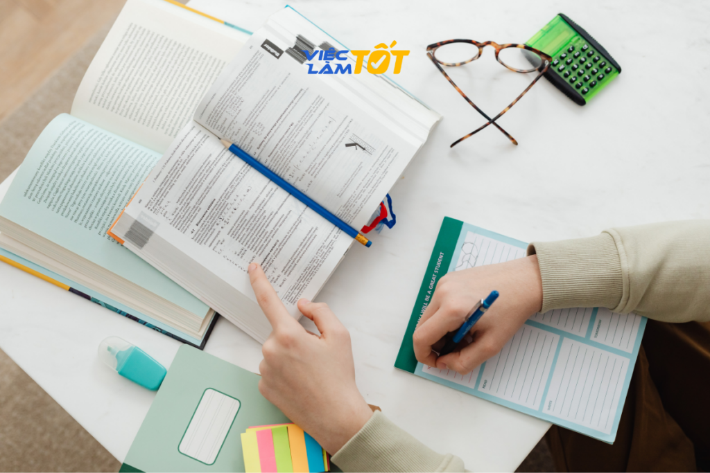Luôn xin phép và thông báo trước cho người tham chiếu để đảm bảo họ sẵn sàng hỗ trợ bạn