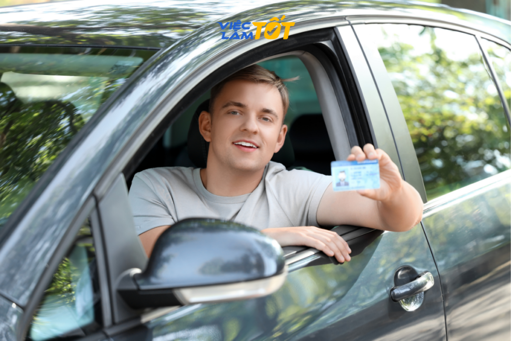 Tài xế công nghệ đang đón khách