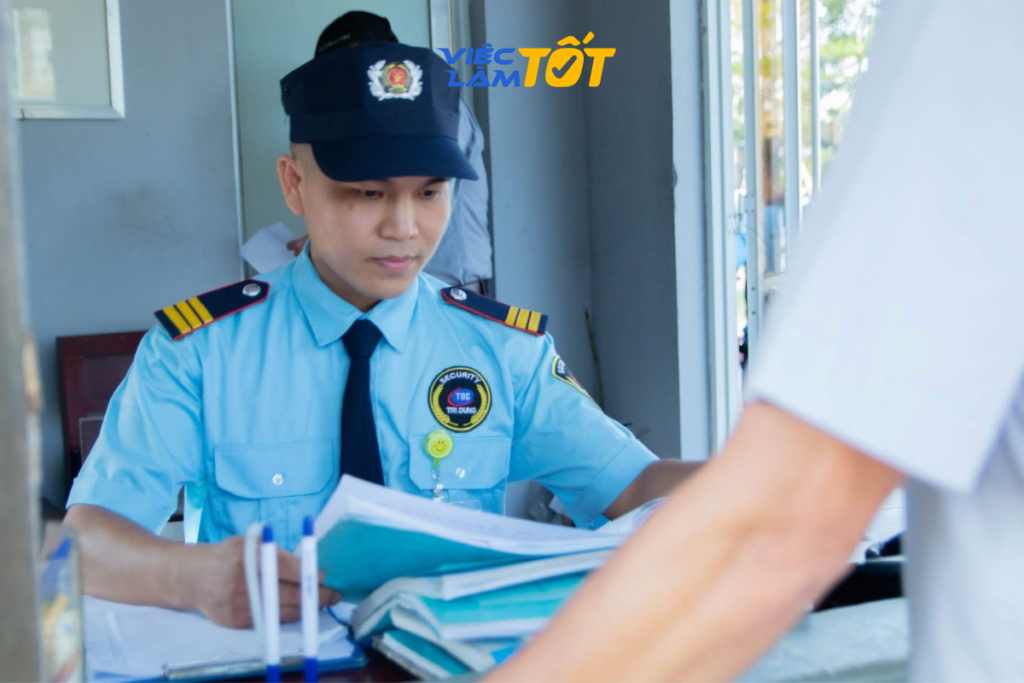 Công việc thực tế khi tuyển bảo vệ ca đêm