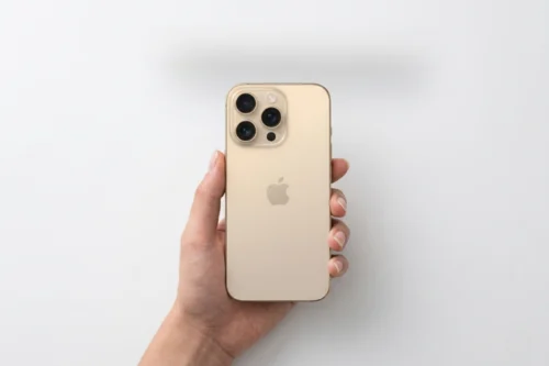 Mệnh Kim nên mua iPhone 26 màu gì?