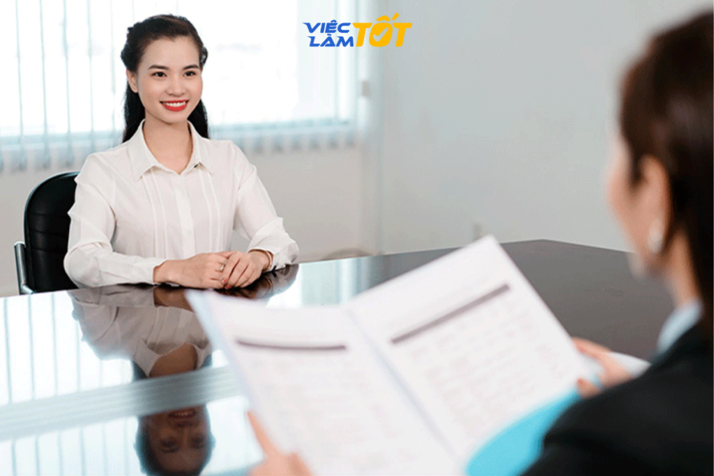 Gọn gàng và lịch sự là chìa khóa ăn điểm đầu tiên