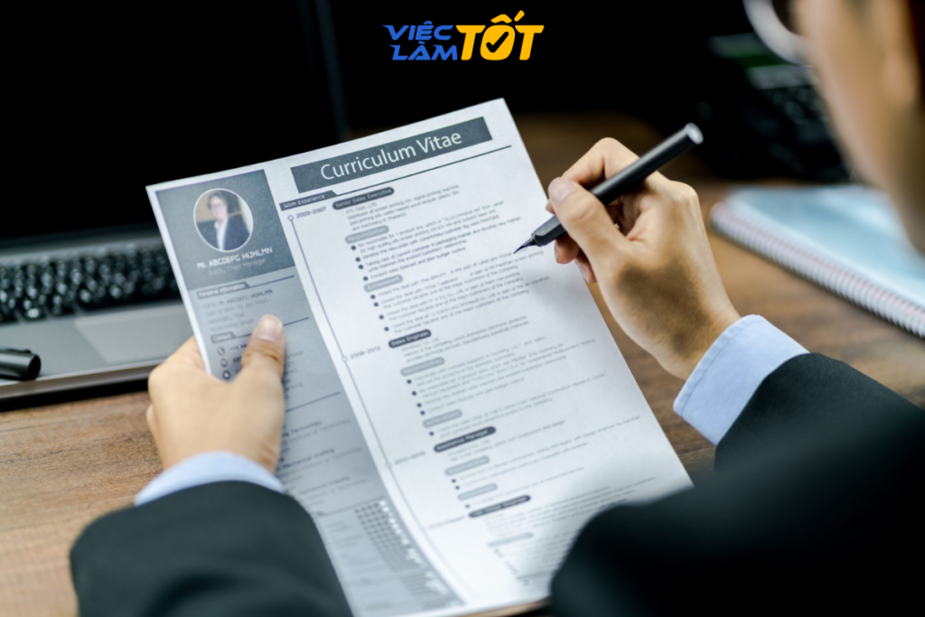 Thiết kế cv marketing
