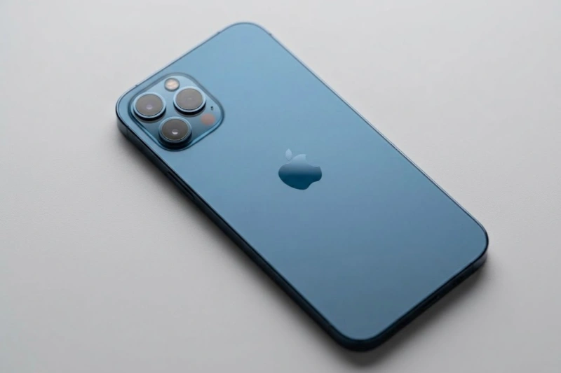 Vào thời điểm mở bán, iPhone 12 Pro Max 256GB có mức giá niêm yết lên tới 34.990.000đ tại Việt Nam