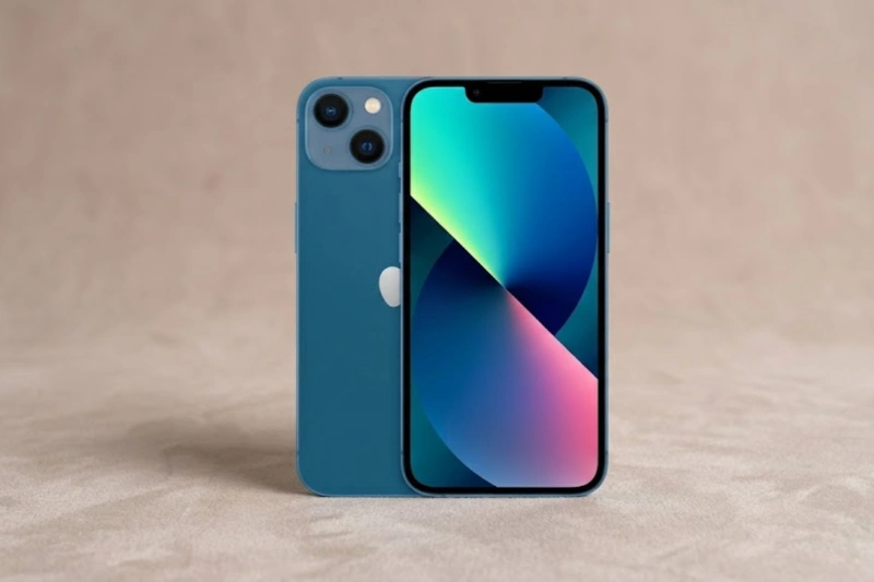 iPhone 13 mini màu Xanh Dương phù hợp cho ai chuộng tông màu tối thanh lịch