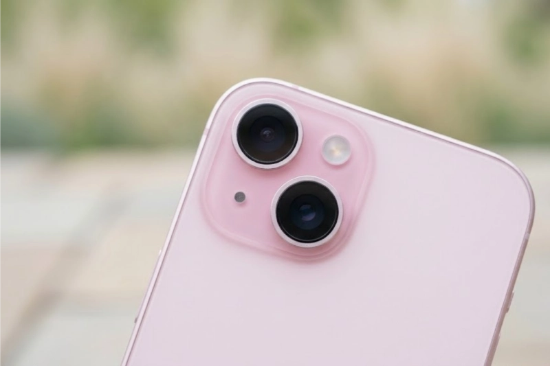 iPhone 15 sở hữu camera 48MP, cho ảnh có chi tiết sắc nét.