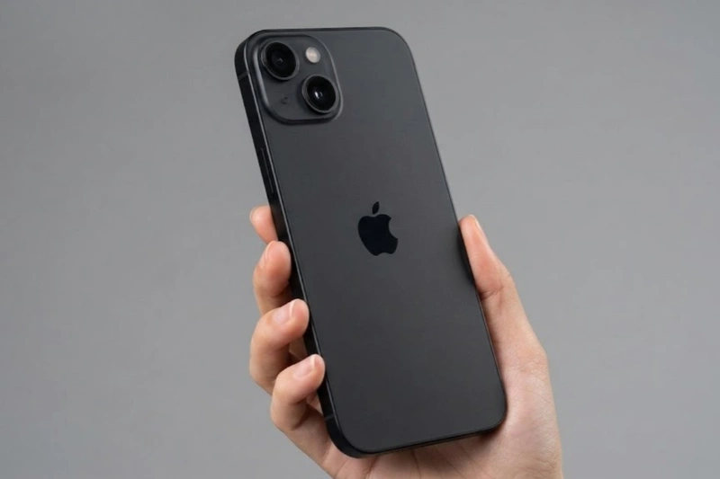 iPhone 14 Plus màu Đen hợp mệnh Thủy và mệnh Mộc