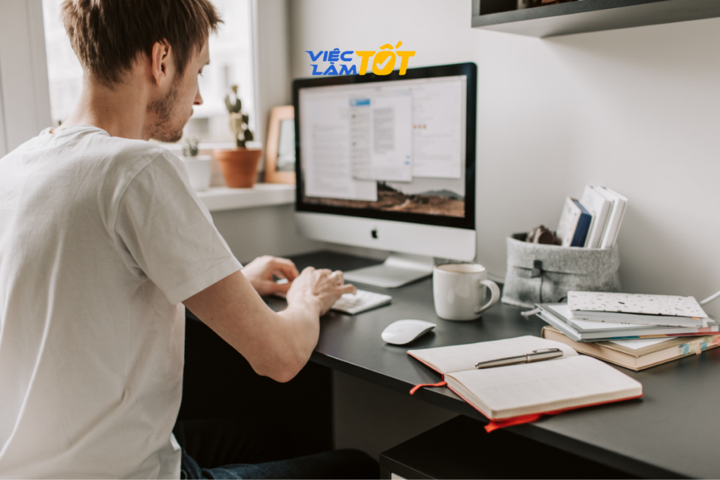 Những hình ảnh thực tế giúp content tuyển dụng trở nên chân thực và đáng tin cậy hơn