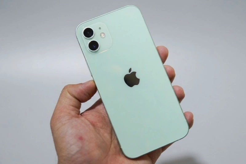 iPhone 12 màu Xanh Lá phù hợp với người mệnh Mộc và mệnh Hỏa