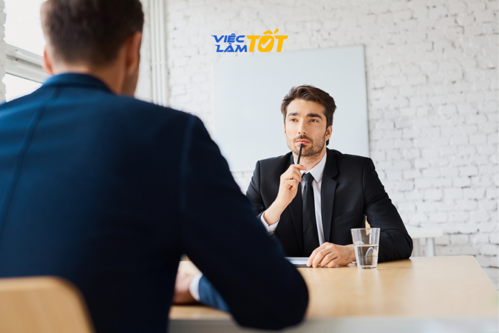 Lắng nghe nhiều hơn nói là bí quyết để thu thập tối đa dữ liệu từ ứng viên