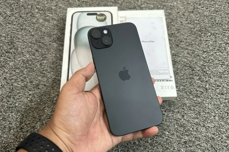 Có nên mua iPhone 15 cũ không? Top 5 lý do bạn nên sở hữu ngay iPhone cũ tiết kiệm chi phí, giá linh hoạt theo độ mới và pin