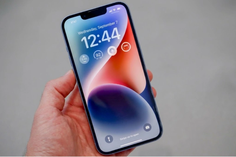 Màn hình Super Retina XDR 6.7 inch của iPhone 14 Plus