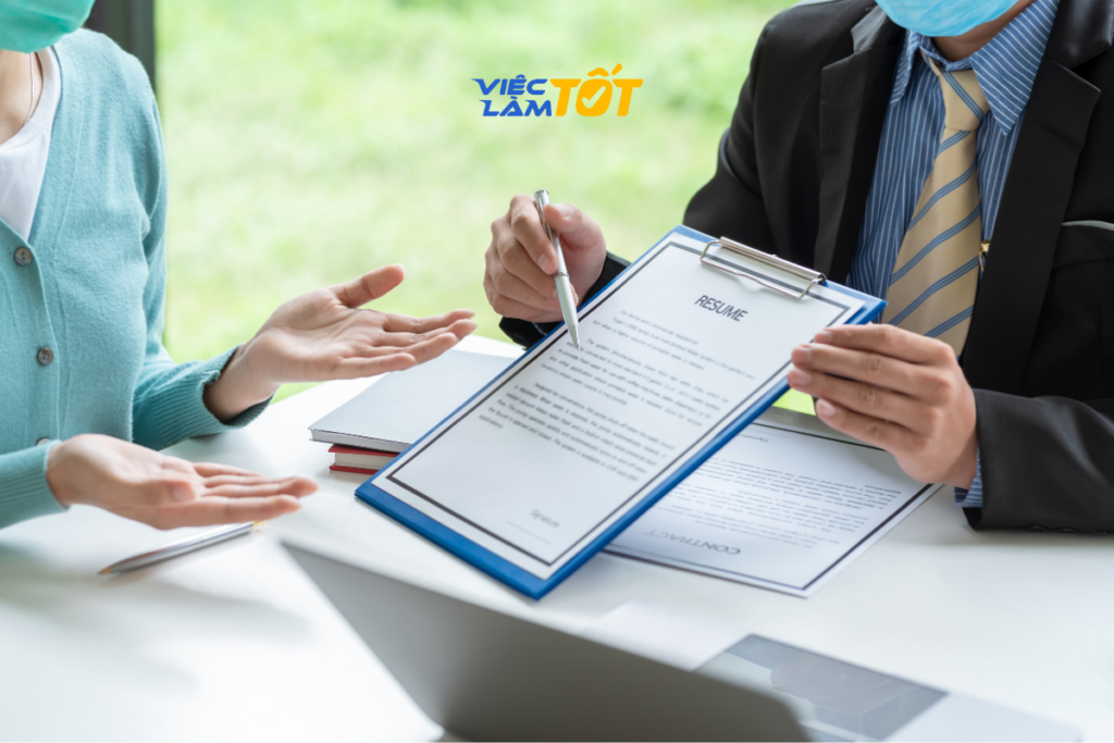 Việc Làm Tốt cung cấp công cụ giúp bạn sở hữu bản CV chuẩn chỉ trong vài phút
